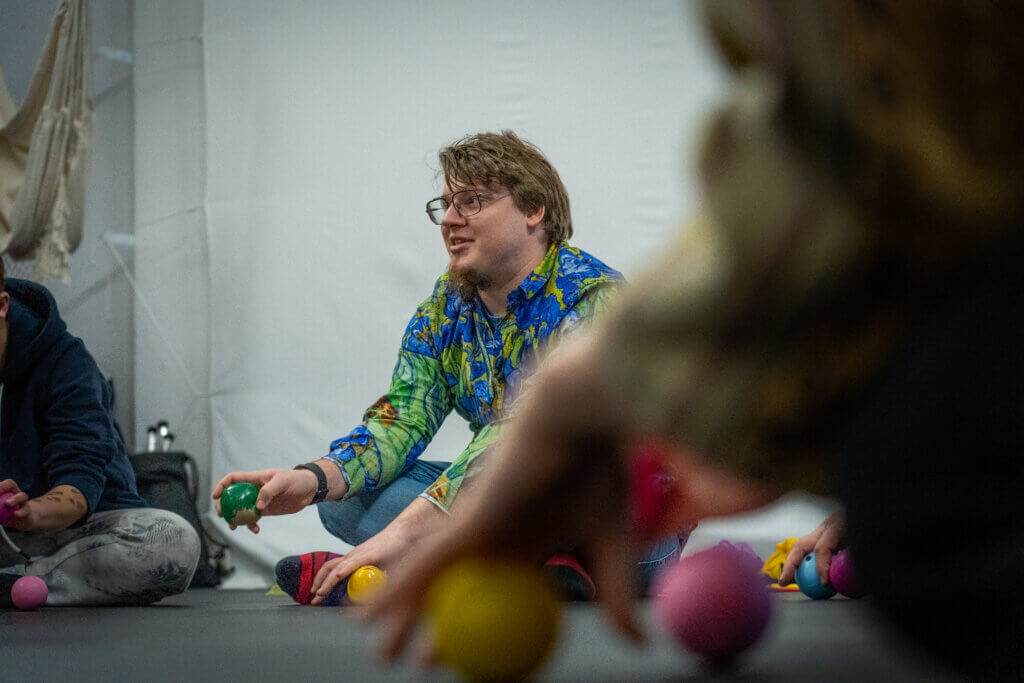 kurs pedagogiki cyrku szkolenie animacyjne cyrkowe pedagogiczne pedagogika cyrku